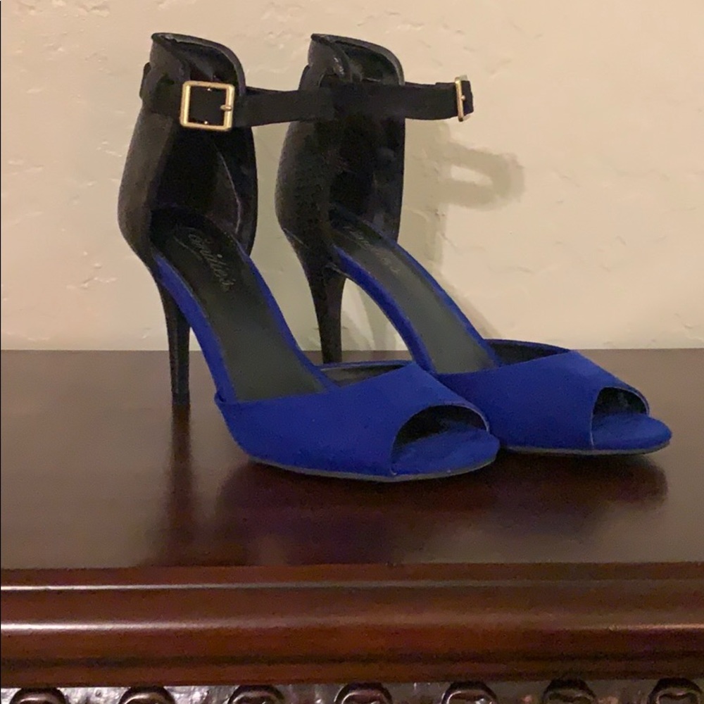 Candies blue and black heels
